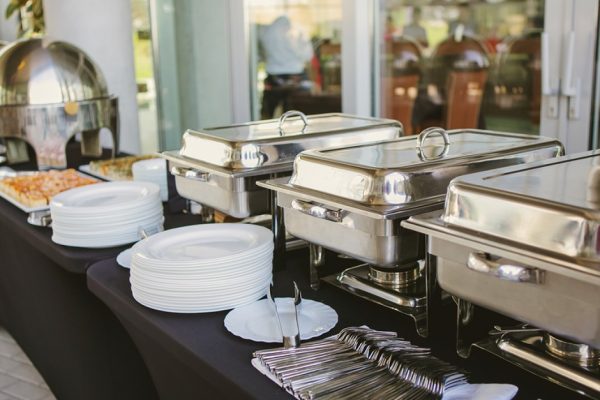 catering-food-wedding-113724689